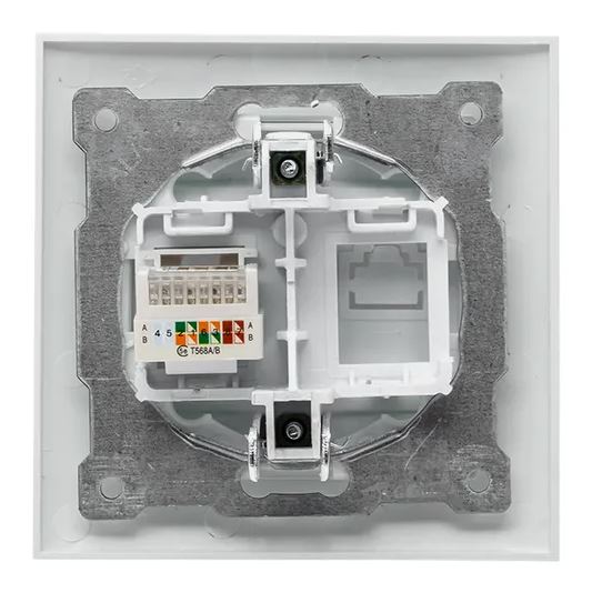 Валенсия Розетка компьютерная RJ-45 1-местная белая (EWK01-035-10)