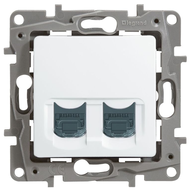 ETIKA розетка компьютерная 2-местная RJ45, 5E UTP, скрытой установки, белый (672255)