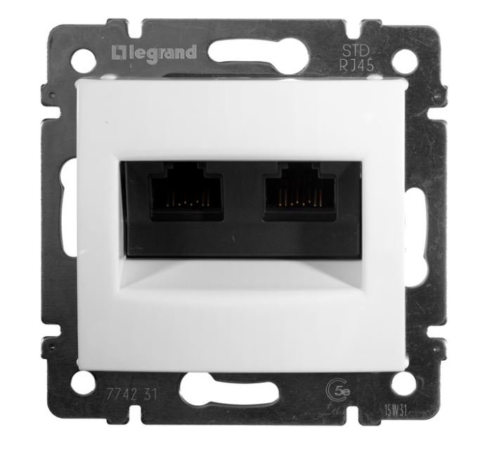 Valena розетка компьютерная 2xRJ45, Cat.5Е UTP, скрытой установки, белый (774231)