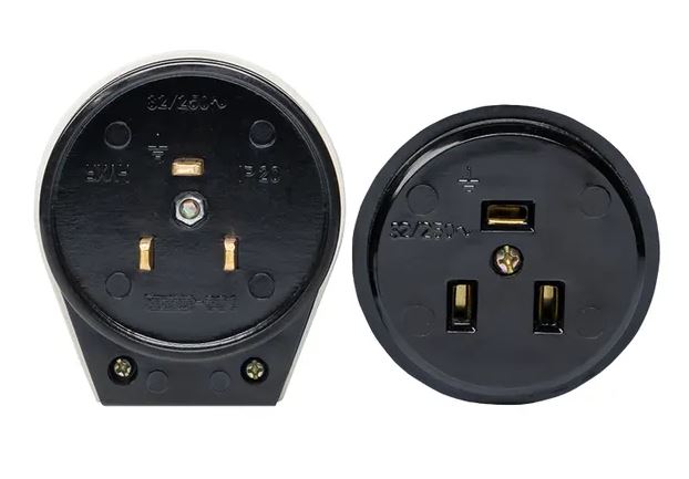 Разъем РШ-ВШ 32А 250В 2P+PE (ОУ) карболитовый черный PROxima (AS-250-O-03)