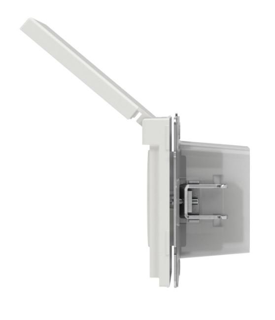 Розетка 2P+E KANT IP44 с защитными шторками с крышкой белый песок (7010013)