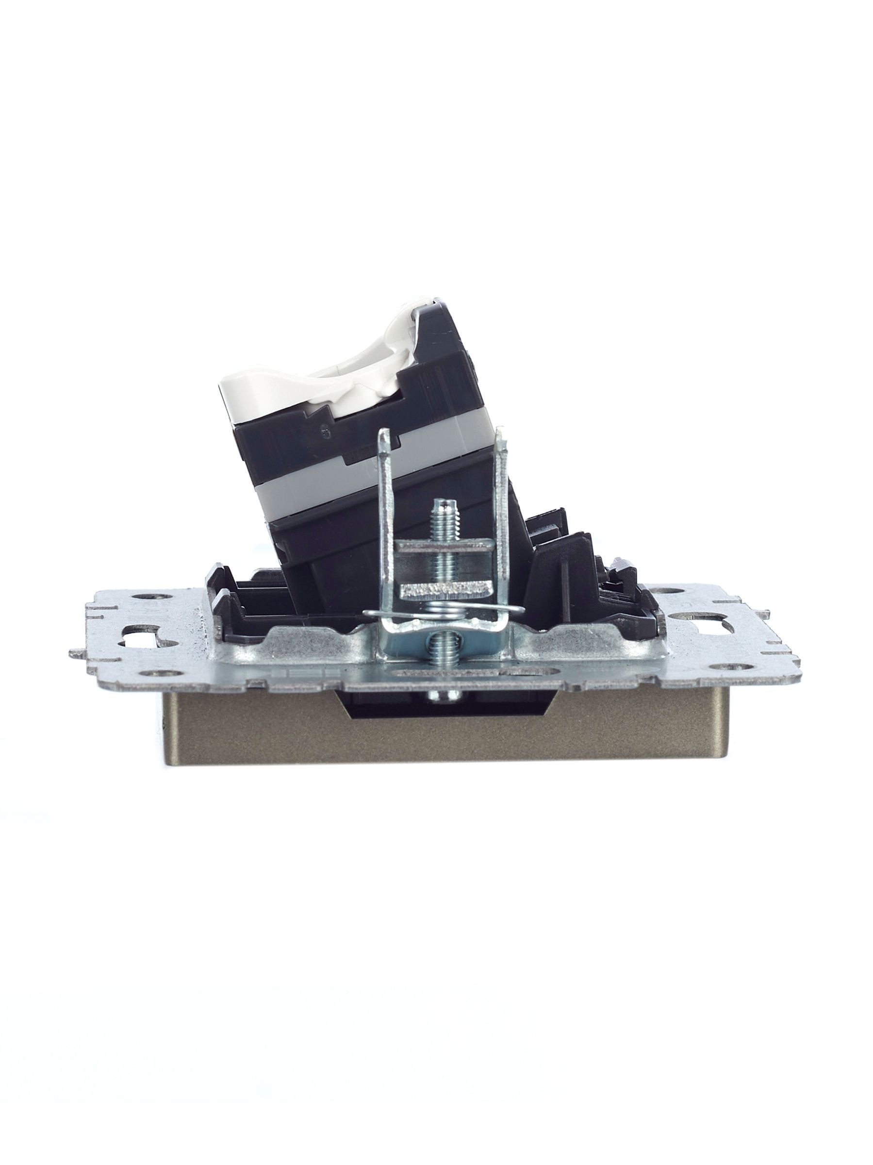 Розетка компьютерная RJ45 BRITE кат.5E РК10-БрШ скрытой установки шампань (BR-K10-1-K37)
